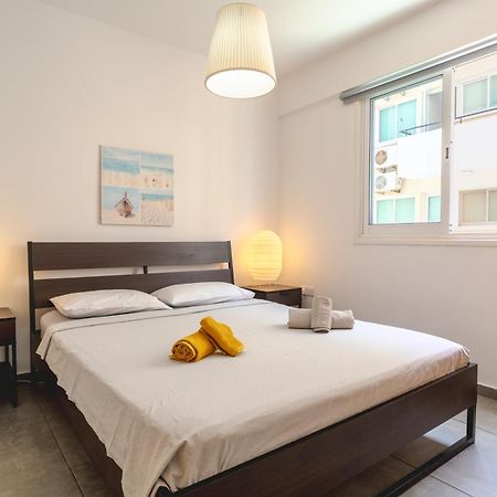 Kave Blue Mackenzie 1 Bdr Flat With Pool Appartement Larnaca Buitenkant foto