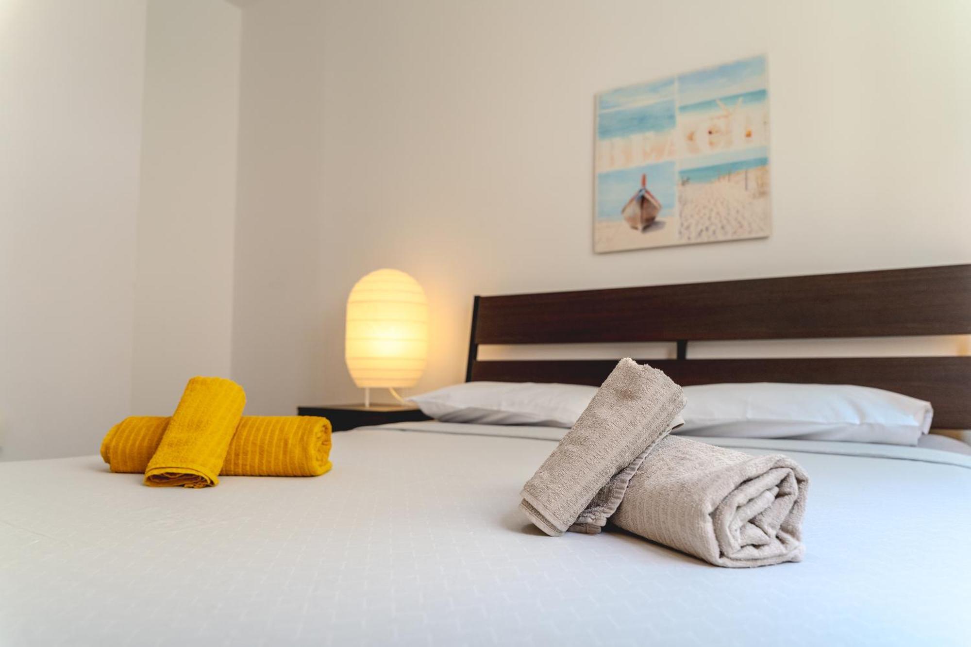 Kave Blue Mackenzie 1 Bdr Flat With Pool Appartement Larnaca Buitenkant foto